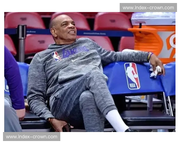 雷恩后防大将伤缺 球队防守体系面临重组考验